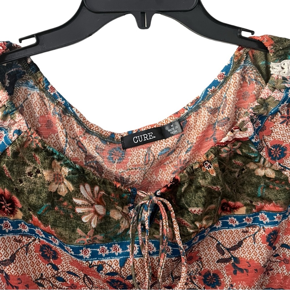 Cure Blouse Size M - Picture 2 of 3